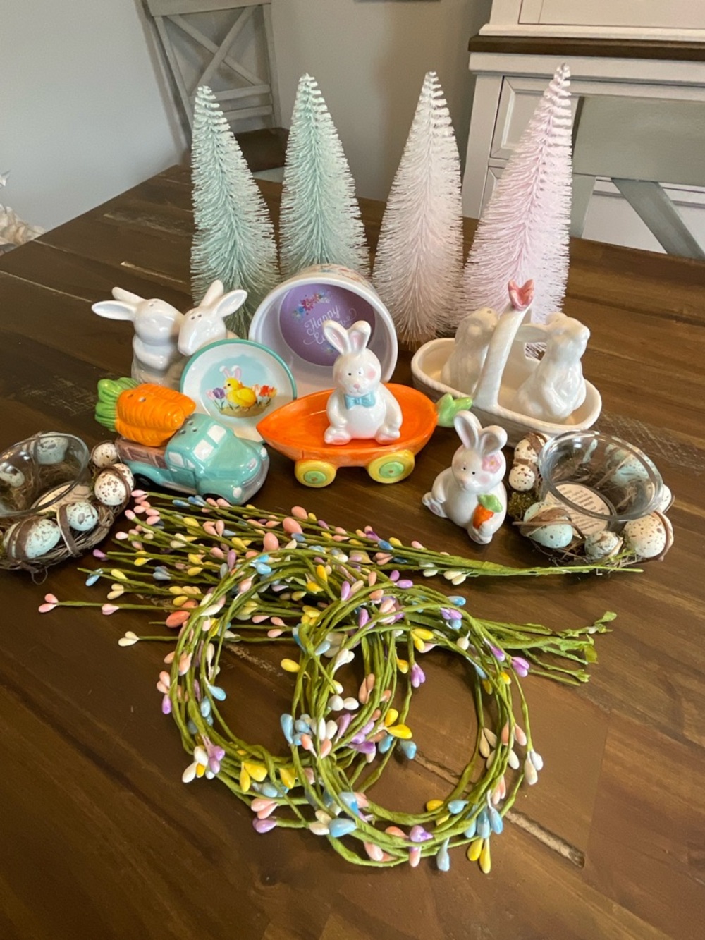 Bundle of Easter Spring Decor - OVER 20 PIECES - Excellent Used Condition